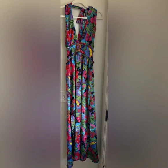 NWOT Sugarlips Vibrant Floral Halter Style Maxi Dress - Picture 13 of 13